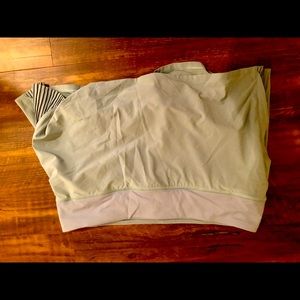 Lululemon play off the pleats size 10